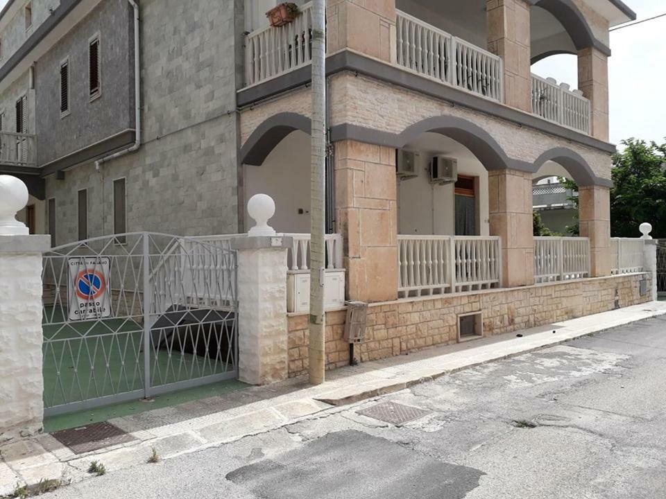 Appartamento Acquamarina טורה קאנה מראה חיצוני תמונה